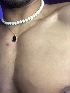 Snapshot of RickKrong_ chatting on October 17, 2:37 am RickKrong online show from October 17, 2:37 am