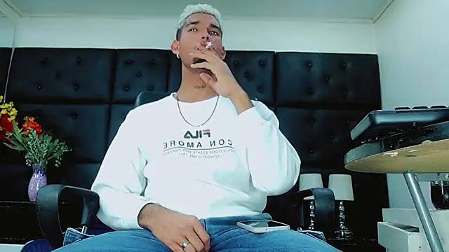 StivBigCock online show from October 26, 2:13 am