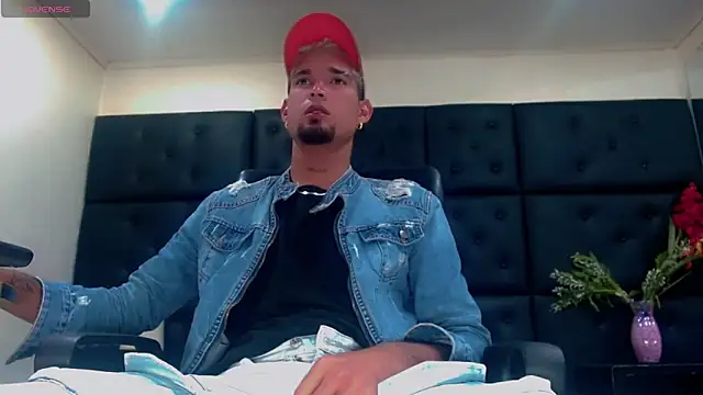 StivBigCock online show from October 15, 2:30 am