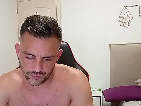latinblueboy online show from September 16, 9:15 pm