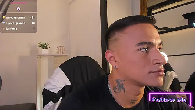 LiamDeep online show from November 30, 8:00 pm