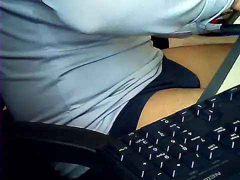 hotboydon2495 online show from October 24, 1:51 am