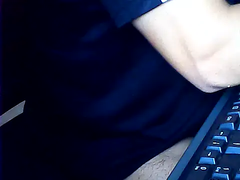 Snapshot of hotboydon2495 chatting on October 13, 1:44 am hotboydon2495 online show from October 13, 1:44 am