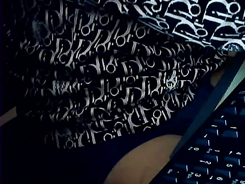 hotboydon2495 online show from October 23, 1:42 am