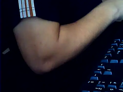 hotboydon2495 online show from November 1, 2:15 am