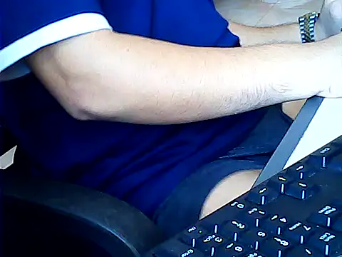 hotboydon2495 online show from October 16, 2:19 am