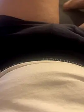 ppeterb online show from October 23, 9:51 pm