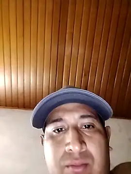 imalejoromero online show from April 28, 1:11 am