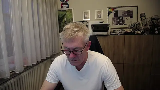 randyandy67 online show from October 25, 6:04 am