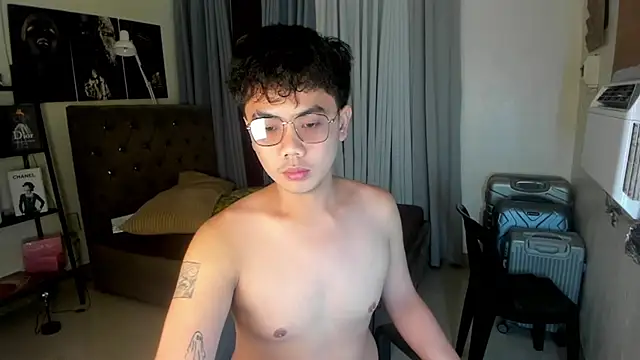 mightyhotcock online show from September 15, 12:17 pm