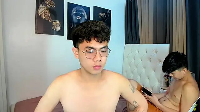 Snapshot of mightyhotcock chatting on October 10, 6:24 pm mightyhotcock online show from October 10, 6:24 pm