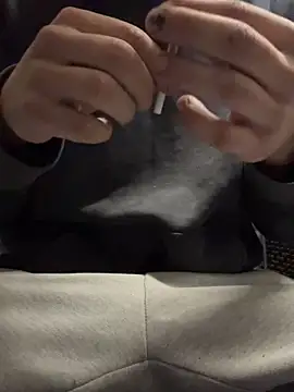 Snapshot of 420boy__ chatting on October 21, 9:28 pm 420boy   online show from October 21, 9:28 pm