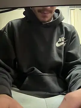 Snapshot of 420boy__ chatting on October 13, 7:42 pm 420boy   online show from October 13, 7:42 pm