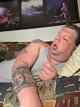 Stephanie1984 online show from June 16, 5:43 am