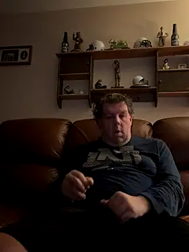 Snapshot of Stephanie1984 chatting on October 13, 12:33 pm Stephanie1984 online show from October 13, 12:33 pm