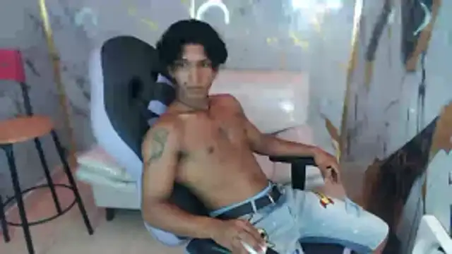 bull cam online show from November 13, 7:40 pm