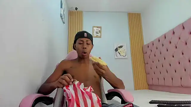 Jax Maliq online show from October 30, 2:24 am