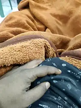 Yourminal online show from October 18, 7:30 pm