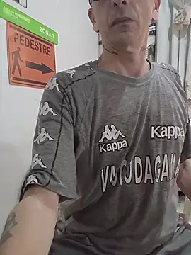 dinho carioca online show from April 25, 2:14 pm