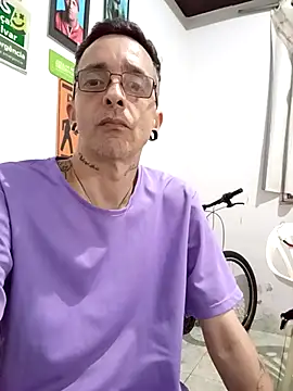 Snapshot of dinho_carioca chatting on October 16, 5:32 pm dinho carioca online show from October 16, 5:32 pm