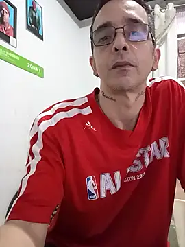 Snapshot of dinho_carioca chatting on September 17, 7:26 pm dinho carioca online show from September 17, 7:26 pm