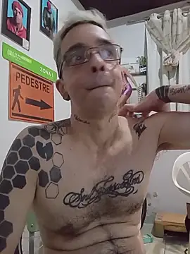 dinho carioca online show from February 6, 3:42 pm