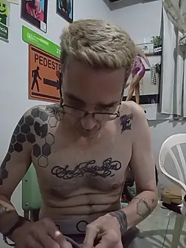 dinho carioca online show from April 23, 7:38 pm