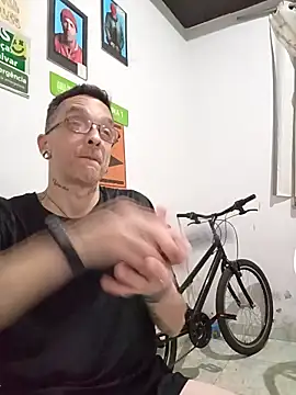 Snapshot of dinho_carioca chatting on October 13, 3:12 am dinho carioca online show from October 13, 3:12 am