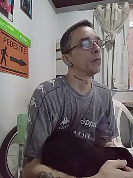 dinho carioca online show from July 10, 3:59 pm