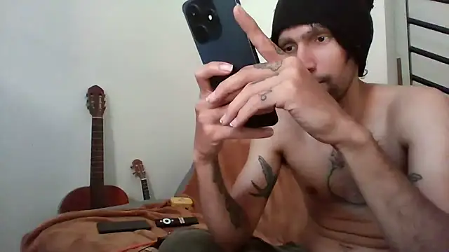 Alejandro92 cali online show from June 10, 5:02 pm