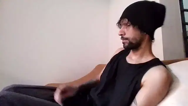 Alejandro92 cali online show from April 12, 3:02 pm