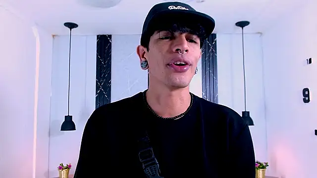 Franvill Trato online show from November 10, 7:19 pm