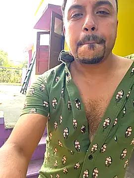 Snapshot of BindaasBong chatting on October 20, 7:23 am BindaasBong online show from October 20, 7:23 am