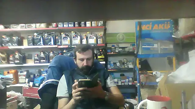 Snapshot of vihand22 chatting on September 23, 6:57 am vihand22 online show from September 23, 6:57 am