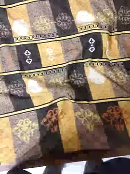 Snapshot of riyamore9623 chatting on October 27, 11:12 am riyamore9623 online show from October 27, 11:12 am