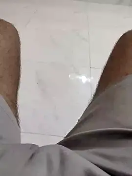 Snapshot of riyamore9623 chatting on September 20, 1:22 pm riyamore9623 online show from September 20, 1:22 pm