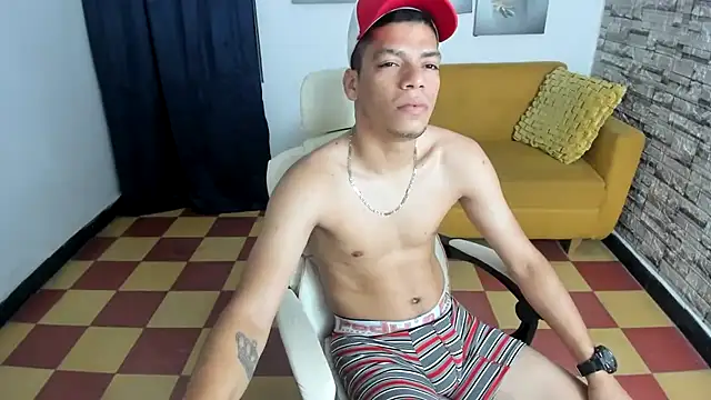 Snapshot of andres_sant chatting on October 29, 4:37 am andres sant online show from October 29, 4:37 am