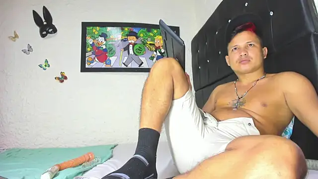 luiferrodri online show from June 10, 4:47 am