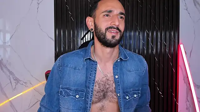 Snapshot of Tatis__ chatting on September 19, 9:36 pm Tatis online show from September 19, 9:36 pm