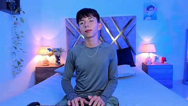 Snapshot of Hyunjin_Son chatting on October 21, 8:34 pm Hyunjin Son online show from October 21, 8:34 pm