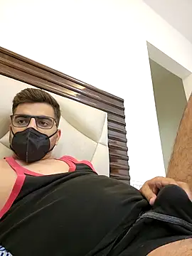 LoveGuruRA online show from November 4, 7:48 pm