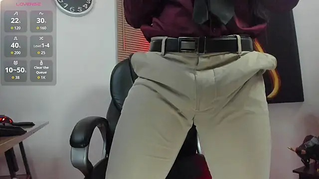 Snapshot of nino_bonnucci chatting on September 13, 11:33 am nino bonnucci online show from September 13, 11:33 am