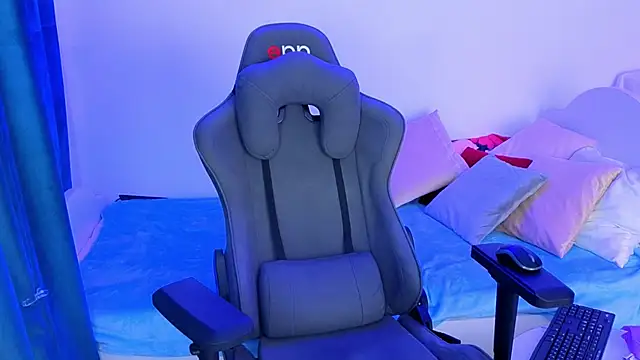 star madison online show from April 26, 1:52 pm