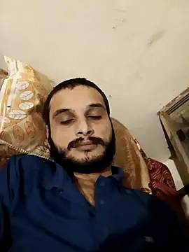 goutamm01 online show from October 9, 8:19 am