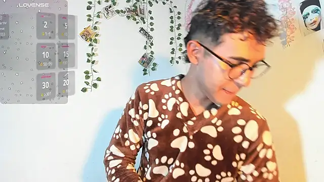 cute sammy 1 online show from September 17, 11:22 am
