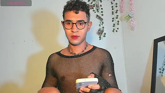 Snapshot of cute_sammy_1 chatting on September 25, 11:53 am cute sammy 1 online show from September 25, 11:53 am