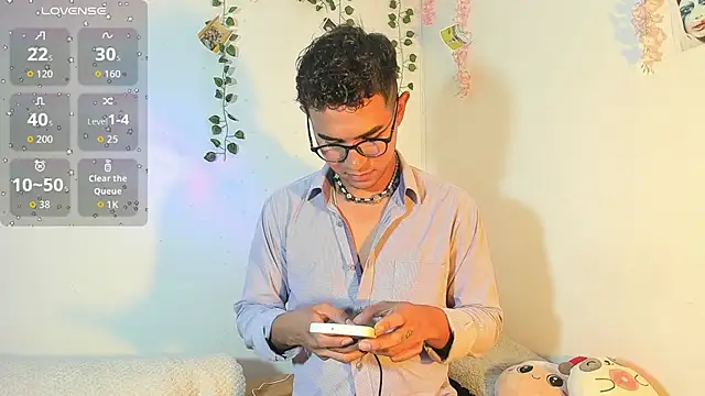 cute sammy 1 online show from September 12, 4:23 am