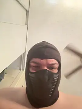 Vic2Big online show from April 11, 8:34 pm