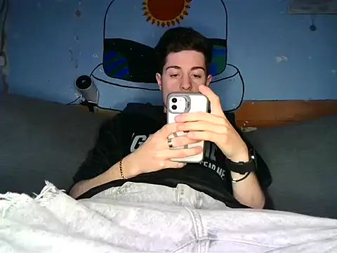 Newbrian20 online show from October 18, 9:53 pm