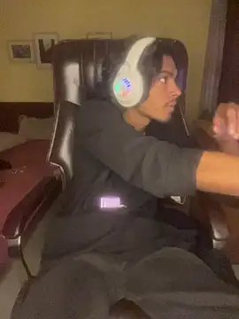 thecatfish online show from November 28, 1:46 pm